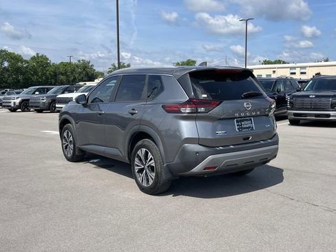 Used 2023 Nissan Rogue SV w/ SV Premium B Package FWD image 7