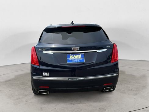 Used 2017 Cadillac XT5 Luxury w/ Driver Awareness Package AWD/4WD image 5