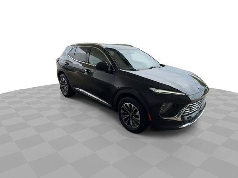 Used 2025 Buick Envision Preferred AWD/4WD image 2