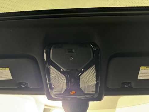 Used 2022 BMW X6 xDrive40i w/ Executive Package image 20