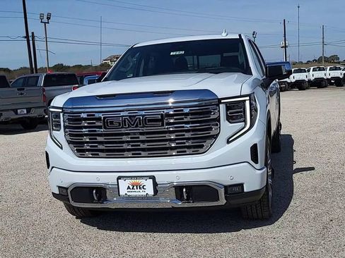 New 2026 GMC Sierra 1500 Denali image 3