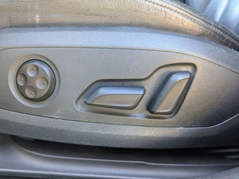 Used 2017 Audi A4 2.0T Premium image 17