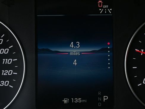 Used 2025 Mercedes-Benz Sprinter 2500 image 12