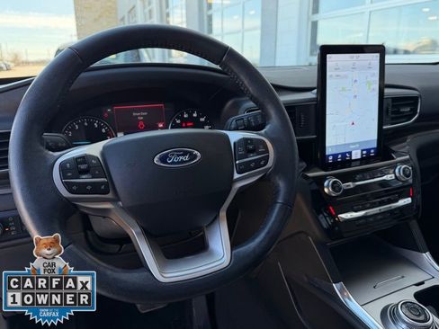 Used 2022 Ford Explorer Limited w/ Limited Technology Package image 11