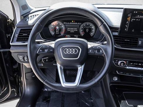 Used 2023 Audi Q5 2.0T Premium Plus w/ Premium Plus Package AWD/4WD image 13