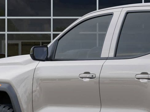 New 2026 GMC Canyon AT4 image 12