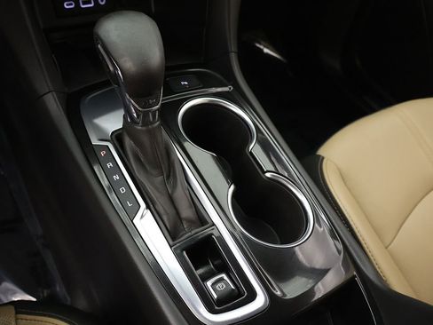 Used 2023 Chevrolet Equinox Premier FWD image 49
