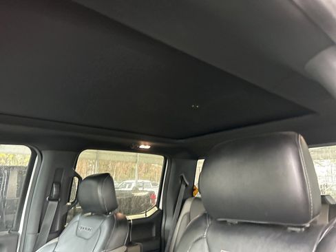 Used 2018 Ford F150 Raptor w/ Equipment Group 802A Luxury image 7