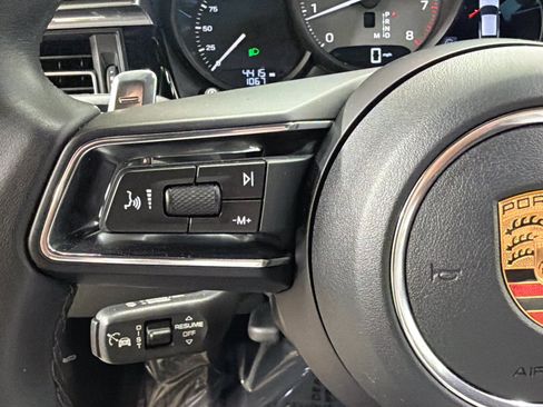 Certified 2026 Porsche Macan S AWD/4WD image 35