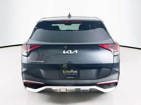 Used 2025 Kia Sportage LX image 7