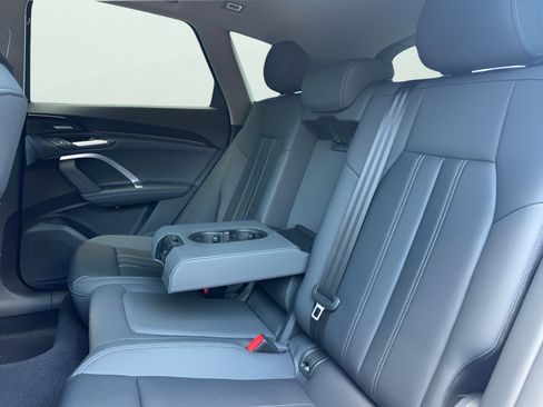 Certified 2025 Audi Q5 Premium Plus w/ Premium Plus AWD/4WD image 44