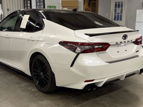 Used 2023 Toyota Camry XSE image 6