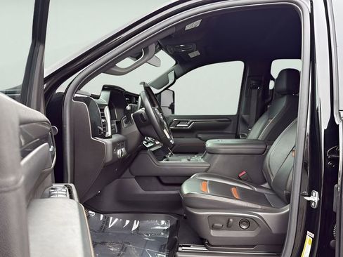 Used 2025 GMC Sierra 2500 AT4 image 20