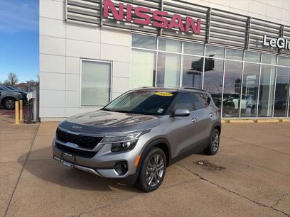 Used 2023 Kia Seltos S w/ Navigation Package