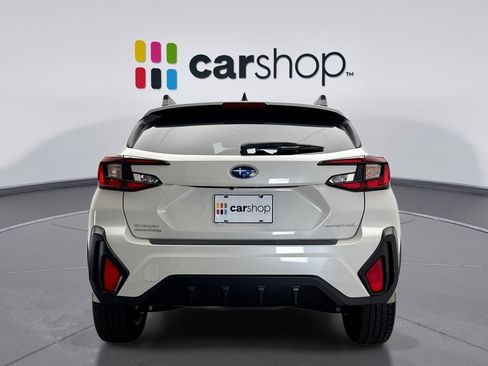 Used 2024 Subaru Crosstrek 2.0i Premium AWD/4WD image 4