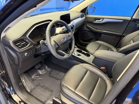 Used 2020 Ford Escape SEL FWD image 11