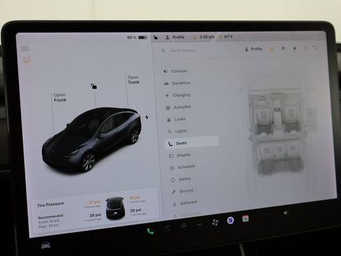 Used 2020 Tesla Model Y Performance AWD/4WD image 32