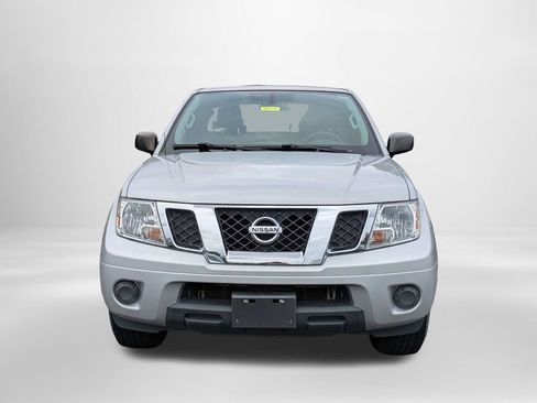 Used 2012 Nissan Frontier SV RWD image 9