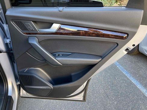 Used 2018 Audi Q5 2.0T Premium Plus w/ Premium Plus Package image 80