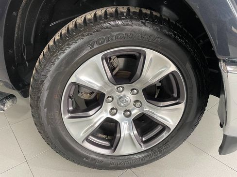 Used 2019 RAM 1500 Laramie image 10