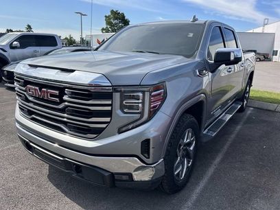 Used 2025 GMC Sierra 1500 SLT w/ SLT Premium Package