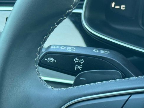 New 2025 Audi Q8 Premium Plus image 25