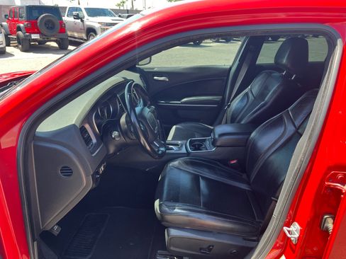 Used 2020 Dodge Charger SXT w/ Leather Interior Group RWD image 14