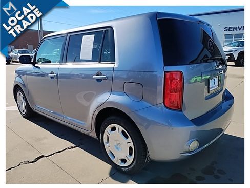 Used 2009 Scion xB image 9