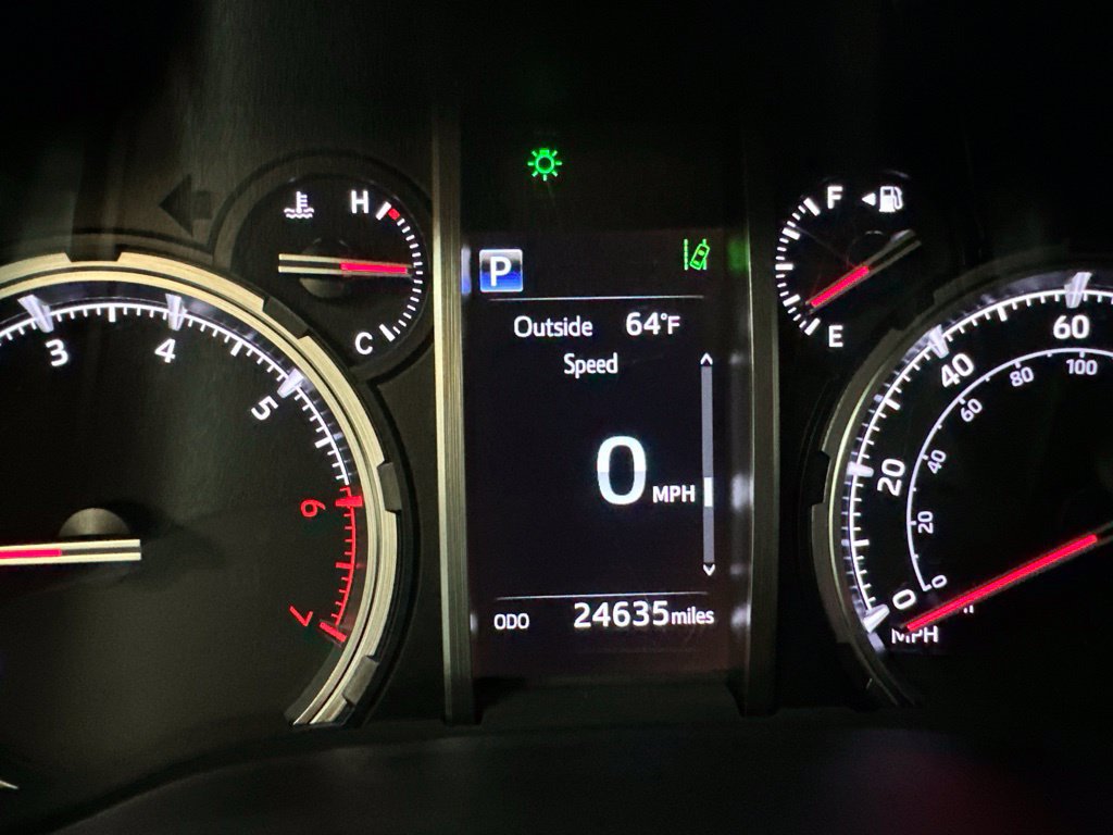 Used 2022 Toyota 4Runner TRD Pro AWD/4WD image 25