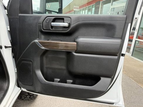 Used 2021 Chevrolet Silverado 2500 LT w/ Z71 Off-Road Package image 27