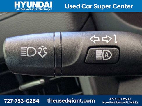 Used 2022 GMC Terrain SLE w/ Driver Convenience Package image 35