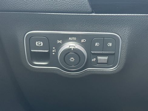 New 2025 Mercedes-Benz GLA 250 image 30