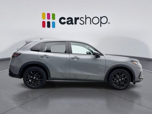 Used 2023 Honda HR-V Sport image 6