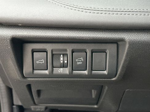 Used 2024 Subaru Outback Limited image 17