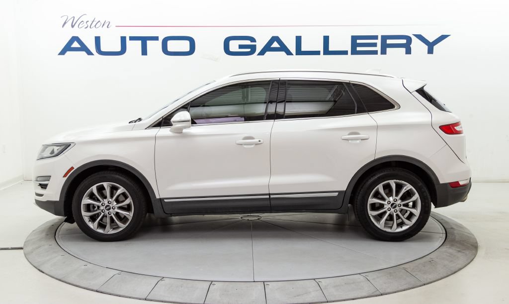 Used 2015 Lincoln MKC AWD w/ Equipment Group 101A Select image 2