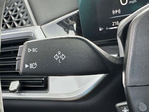 Certified 2023 BMW X7 xDrive40i w/ M Sport Package image 36