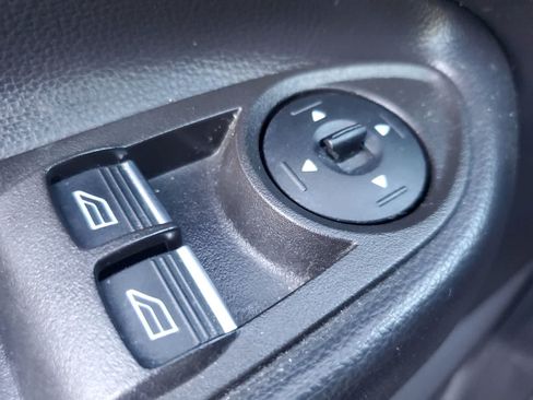 Used 2019 Ford Escape SE AWD/4WD image 25