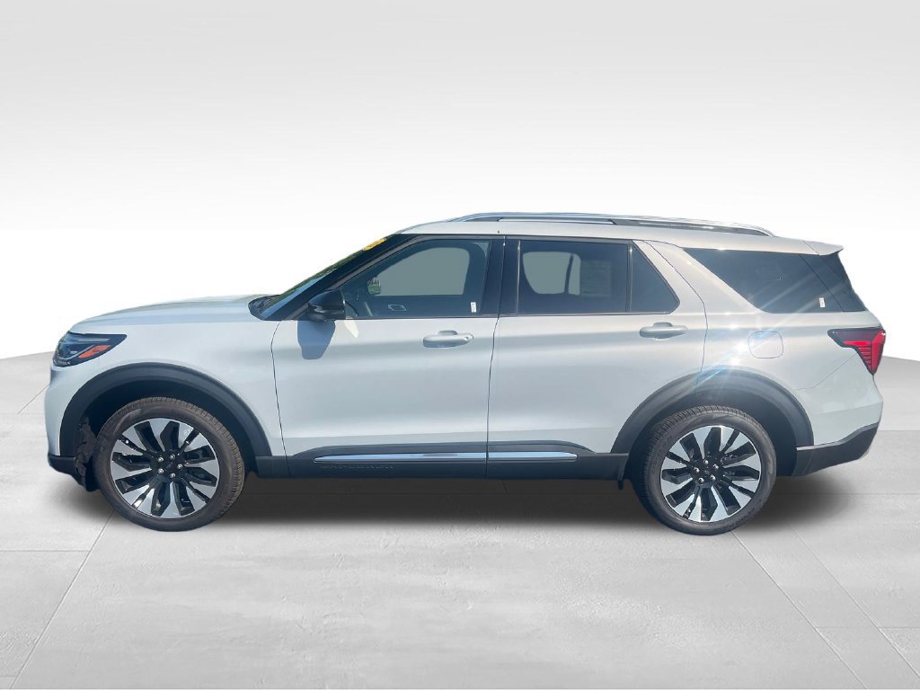 New 2026 Ford Explorer Platinum w/ LUX Leather Package AWD/4WD image 2