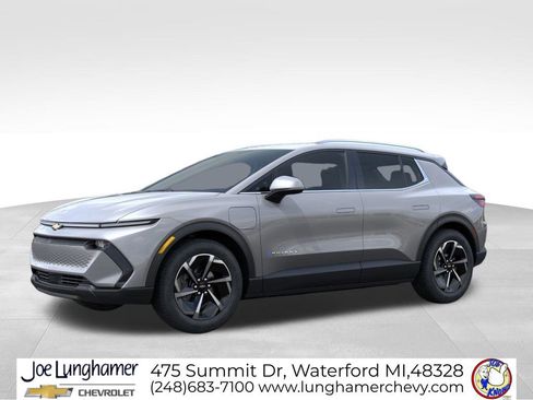 New 2026 Chevrolet Equinox EV LT image 2
