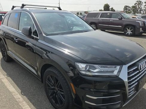 Used 2018 Audi Q7 3.0T Premium Plus w/ Premium Plus Package AWD/4WD image 1
