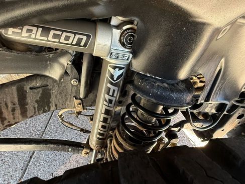 Used 2018 Jeep Wrangler Unlimited Rubicon w/ LED Lighting Group image 27