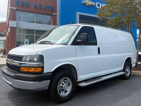 Used 2024 Chevrolet Express 2500 w/ Driver Convenience Package RWD image 1