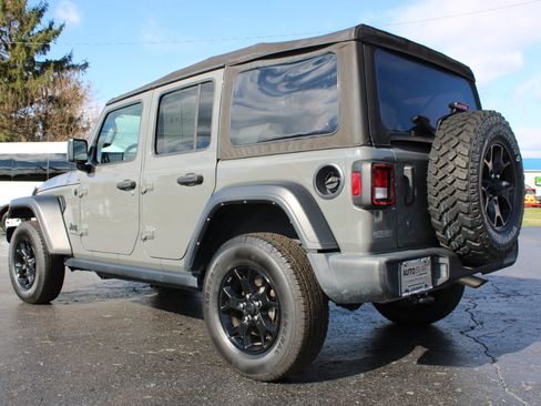 Used 2021 Jeep Wrangler Unlimited Sport image 11