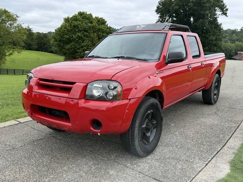 Used 2002 Nissan Frontier SVE AWD/4WD image 6
