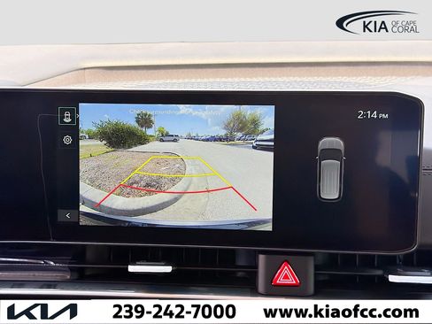 New 2026 Kia Carnival EX FWD image 33