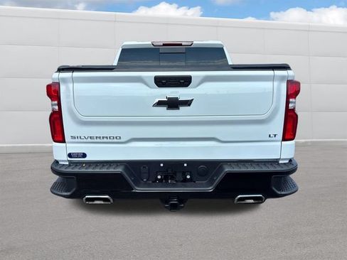 Used 2025 Chevrolet Silverado 1500 LT Trail Boss w/ Convenience Package II AWD/4WD image 4
