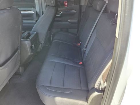 Certified 2025 Chevrolet Silverado 1500 LT AWD/4WD image 11