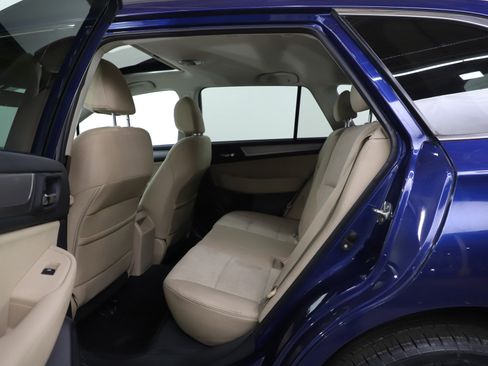 Used 2015 Subaru Outback 2.5i Premium image 18