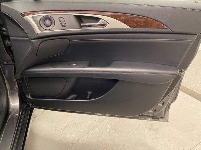 Used 2019 Lincoln MKZ Reserve w/ Reserve Plus Package AWD/4WD image 26