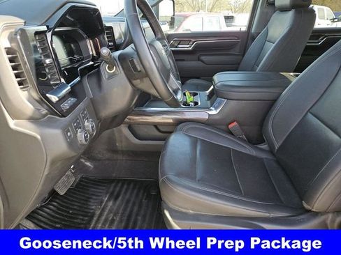 Used 2024 Chevrolet Silverado 2500 LTZ w/ LTZ Convenience Package image 26